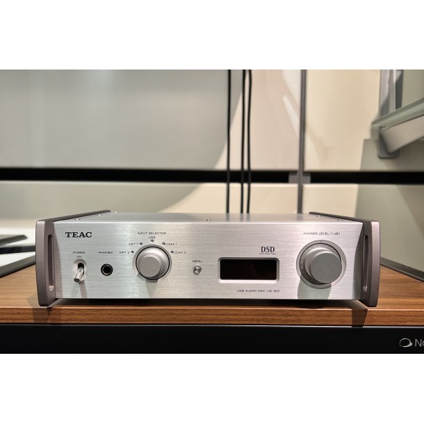 BRUGT SOM NY: Teac UD-501