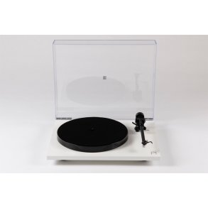  Rega : Planar 1 Plus +